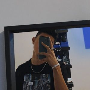 Meet your Posher, Christopher